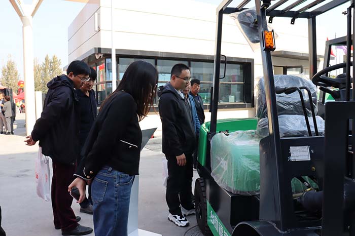 中国·98858vip威尼斯游戏(股份)有限公司-官方网站